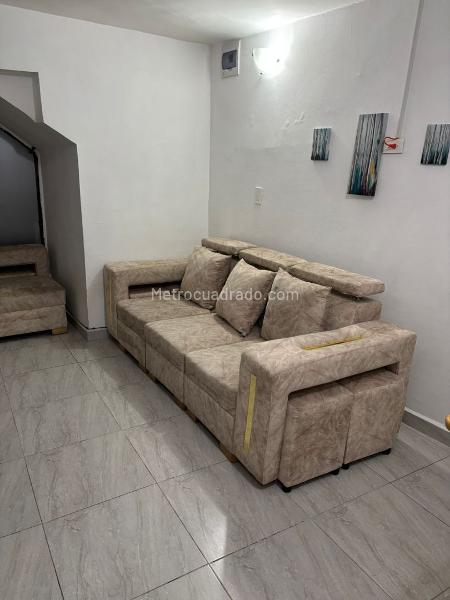 Apartamento Amoblado de 2 Alcobas en Boston Centro con Parqueadero - 4