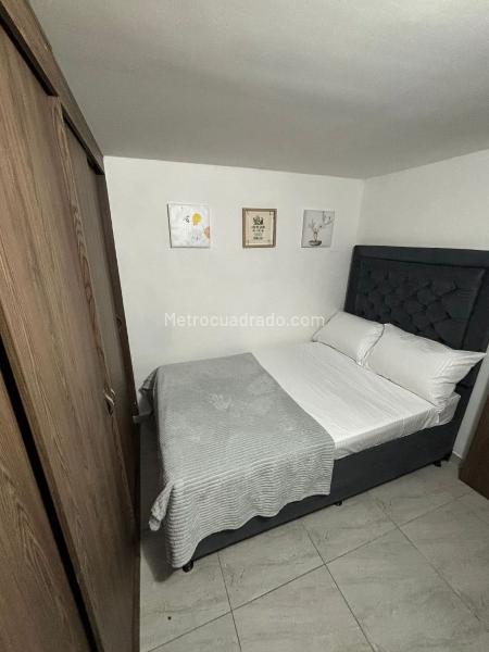 Apartamento Amoblado de 2 Alcobas en Boston Centro con Parqueadero - 6