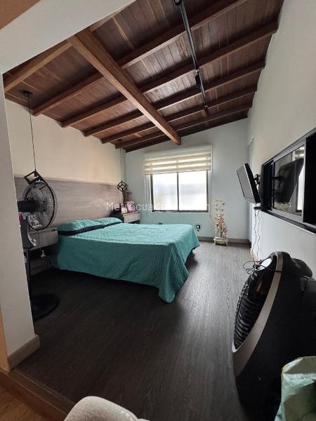Spacious 3BR Apartment in Santa Monica - 8