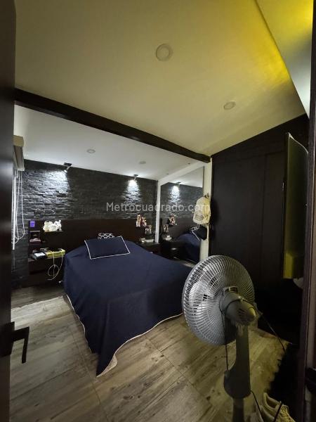 Spacious 3BR Apartment in Santa Monica - 9