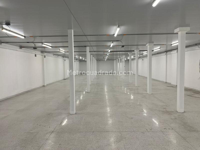 Bodega en Arriendo, ESTADIO, Medellín - Vista 2