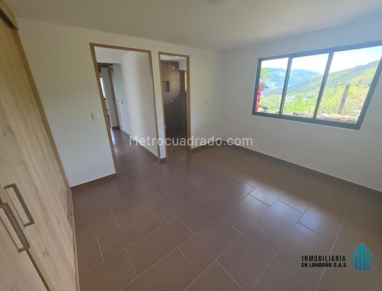 3BR Country House in Copacabana - 3