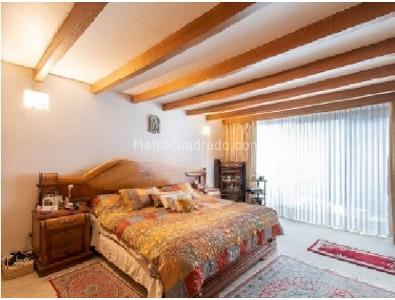 Casa de 5 alcobas en venta en Santa Ana Oriental Usaquen, Bogotá, 1693 m² · foto 11 de 19