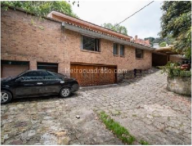 Casa de 5 alcobas en venta en Santa Ana Oriental Usaquen, Bogotá, 1693 m² · foto 16 de 19