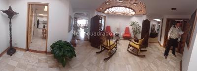 Apartamento de 5 alcobas en venta en San Patricio Santa Barbara, Bogotá, 202 m² · foto 4 de 14
