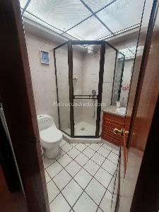 Casa de 5 alcobas en venta en Villa Magdala Usaquen, Bogotá, 278 m² · foto 5 de 20