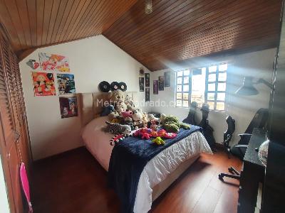 Casa de 5 alcobas en venta en Villa Magdala Usaquen, Bogotá, 278 m² · foto 6 de 20