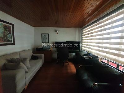 Casa de 5 alcobas en venta en Villa Magdala Usaquen, Bogotá, 278 m² · foto 10 de 20