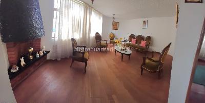 Casa de 5 alcobas en venta en La Soledad Teusaquillo, Bogotá, 280 m² · foto 3 de 20