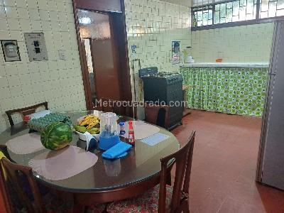Casa de 5 alcobas en venta en La Soledad Teusaquillo, Bogotá, 280 m² · foto 6 de 20