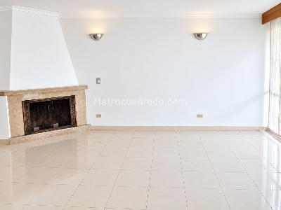 Casa de 4 alcobas en venta en Calleja Baja, Bogotá, 172 m² · foto 3 de 17