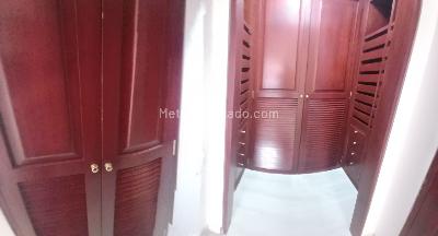 Apartamento de 3 alcobas en venta en Los Rosales Chico, Bogotá, 137 m² · foto 18 de 19
