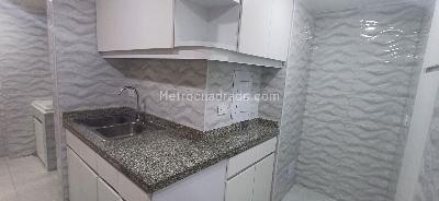 Apartamento de 3 alcobas en venta en Los Rosales Chico, Bogotá, 137 m² · foto 6 de 19