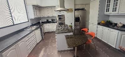 Apartamento de 4 alcobas en venta en Montearroyo Norte, Bogotá, 640 m² · foto 19 de 20