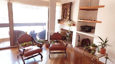 Apartamento de 4 alcobas en venta en Chico Navarra, Bogotá, 179 m² · foto 2 de 19