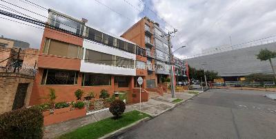 Apartamento de 3 alcobas en venta en Santa Barbara Central, Bogotá, 127 m² · foto 6 de 20