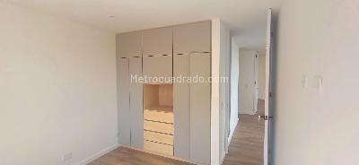 Apartamento de 4 alcobas en venta en Santa Barbara Alta Usaquen, Bogotá, 151 m² · foto 13 de 20