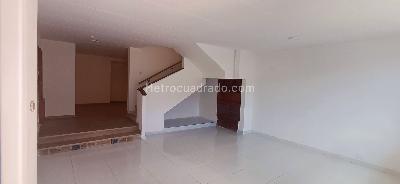 Casa de 5 alcobas en venta en Quinta Paredes, Bogotá, 450 m² · foto 3 de 20