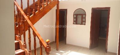 Casa de 5 alcobas en venta en Quinta Paredes, Bogotá, 450 m² · foto 9 de 20