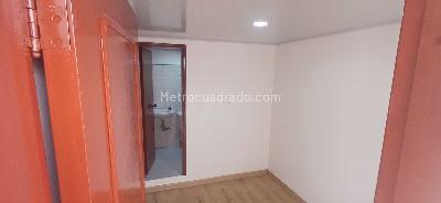 Casa de 5 alcobas en venta en Quinta Paredes, Bogotá, 450 m² · foto 14 de 20