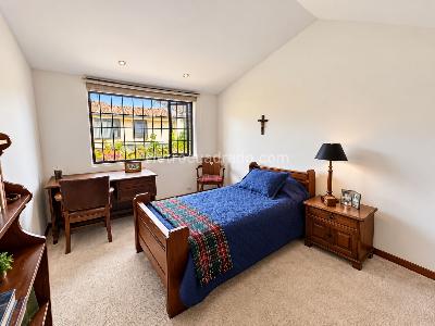 Casa de 5 alcobas en venta en Santa Ana Occidental, Bogotá, 246 m² · foto 11 de 19