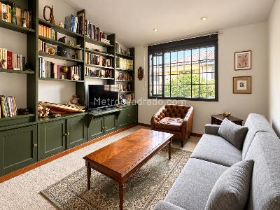 Casa de 5 alcobas en venta en Santa Ana Occidental, Bogotá, 246 m² · foto 15 de 19
