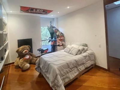 Apartamento de 4 alcobas en venta en Bosque Residencial La Reserva, Bogotá, 400 m² · foto 17 de 20