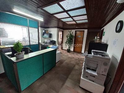 Casa en venta en La Castellana, Bogotá · foto 9 de 17