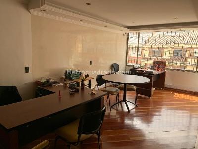 Casa en venta en Santa Barbara Central, Bogotá · foto 10 de 15