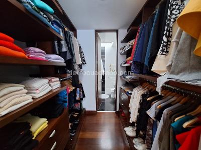Apartamento de 2 alcobas en venta en Chico Oriental, Bogotá, 145 m² · foto 12 de 20