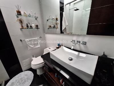 Apartamento de 2 alcobas en venta en Chico Oriental, Bogotá, 145 m² · foto 13 de 20