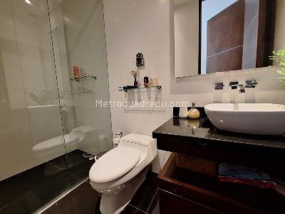 Apartamento de 2 alcobas en venta en Chico Oriental, Bogotá, 145 m² · foto 17 de 20