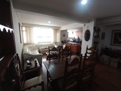Apartamento de 3 alcobas en venta en San Patricio, Bogotá, 111 m² · foto 3 de 18