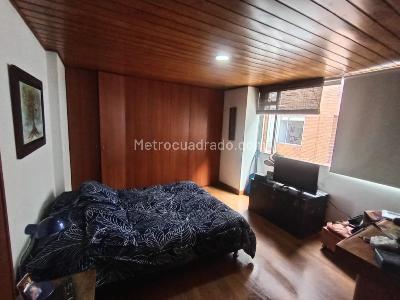 Apartamento de 3 alcobas en venta en San Patricio, Bogotá, 111 m² · foto 9 de 18