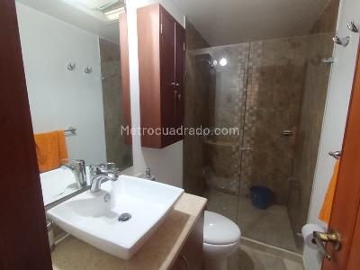 Apartamento de 3 alcobas en venta en San Patricio, Bogotá, 111 m² · foto 15 de 18