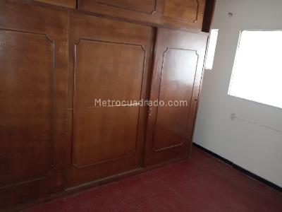 Casa de 5 alcobas en venta en Ciudad Kennedy Oriental, Bogotá, 120 m² · foto 11 de 20