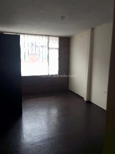 Casa de 5 alcobas en venta en Argelia, Bogotá, 61 m² · foto 6 de 16