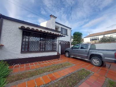 Casa de 4 alcobas en venta en Las Villas, Bogotá, 248 m² · foto 3 de 20