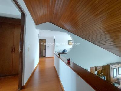 Casa de 4 alcobas en venta en Las Villas, Bogotá, 248 m² · foto 15 de 20