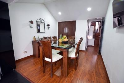 Casa de 5 alcobas en venta en Villa Magdala, Bogotá, 350 m² · foto 10 de 20