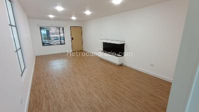 Casa en venta en Cedritos, Bogotá · foto 2 de 20