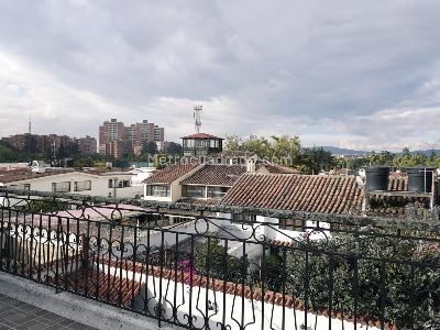 Casa de 5 alcobas en venta en Ilarco, Bogotá, 380 m² · foto 20 de 20