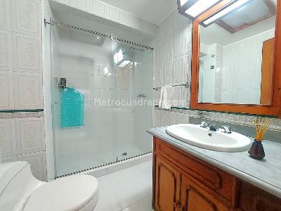 Apartamento de 2 alcobas en venta en Santa Paula, Bogotá, 114 m² · foto 12 de 20