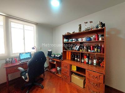 Apartamento de 2 alcobas en venta en Santa Paula, Bogotá, 114 m² · foto 17 de 20
