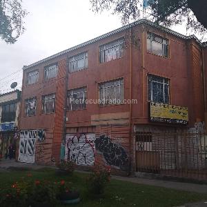 Casa de 5 alcobas en venta en Santa Isabel, Bogotá, 262 m² · foto 2 de 20