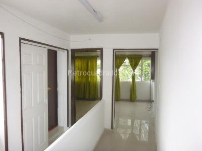 Casa de 5 alcobas en venta en Las Aguas, Bogotá, 152 m² · foto 2 de 19
