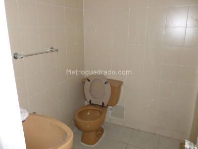 Casa de 5 alcobas en venta en Ciudad Kennedy Central, Bogotá, 119 m² · foto 17 de 18