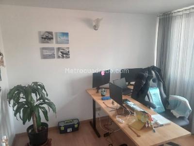 Casa de 5 alcobas en venta en Rincon Santo, Bogotá, 230 m² · foto 15 de 20