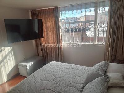Casa de 5 alcobas en venta en Rincon Santo, Bogotá, 230 m² · foto 18 de 20
