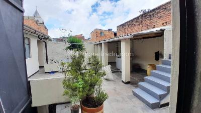 Casa de 5 alcobas en venta en Rionegro, Bogotá, 233 m² · foto 5 de 18